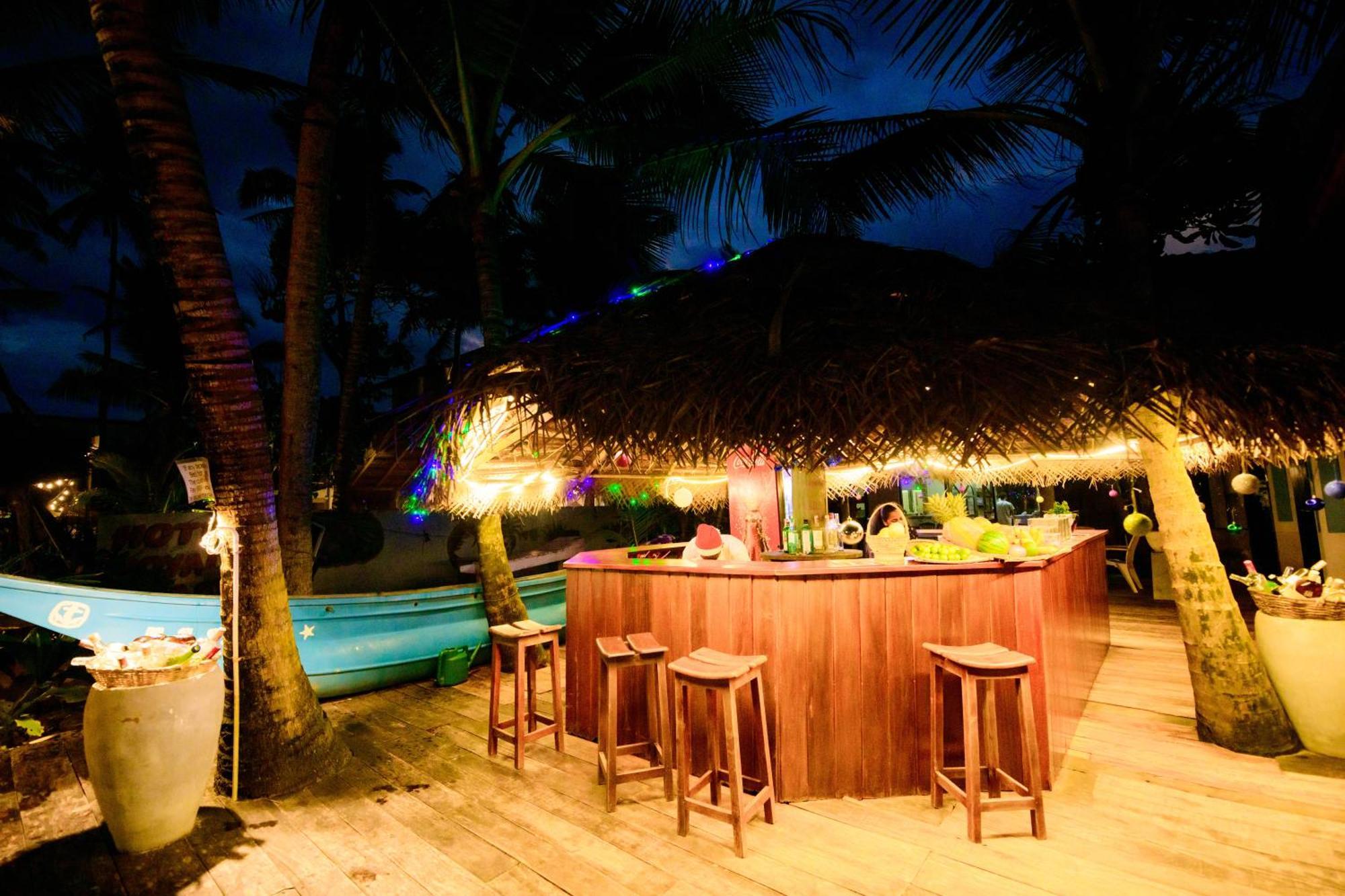 Royal Beach Hotel & Restaurant Hikkaduwa Eksteriør billede