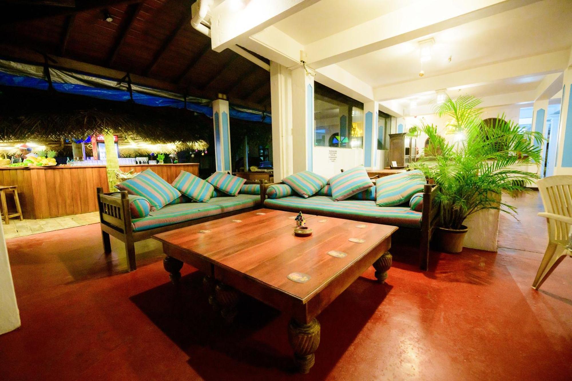 Royal Beach Hotel & Restaurant Hikkaduwa Eksteriør billede