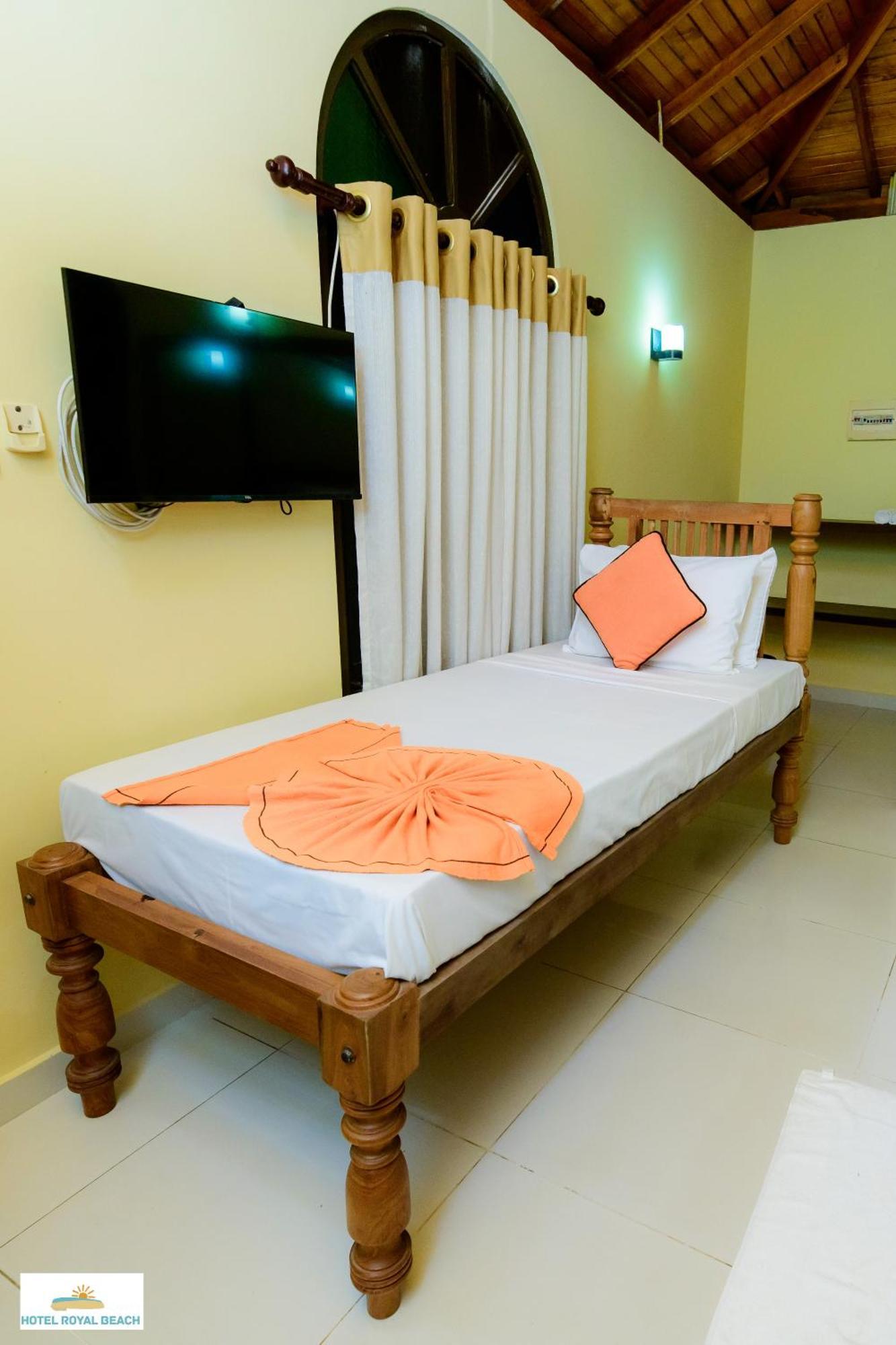 Royal Beach Hotel & Restaurant Hikkaduwa Eksteriør billede