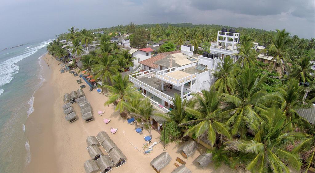 Royal Beach Hotel & Restaurant Hikkaduwa Eksteriør billede