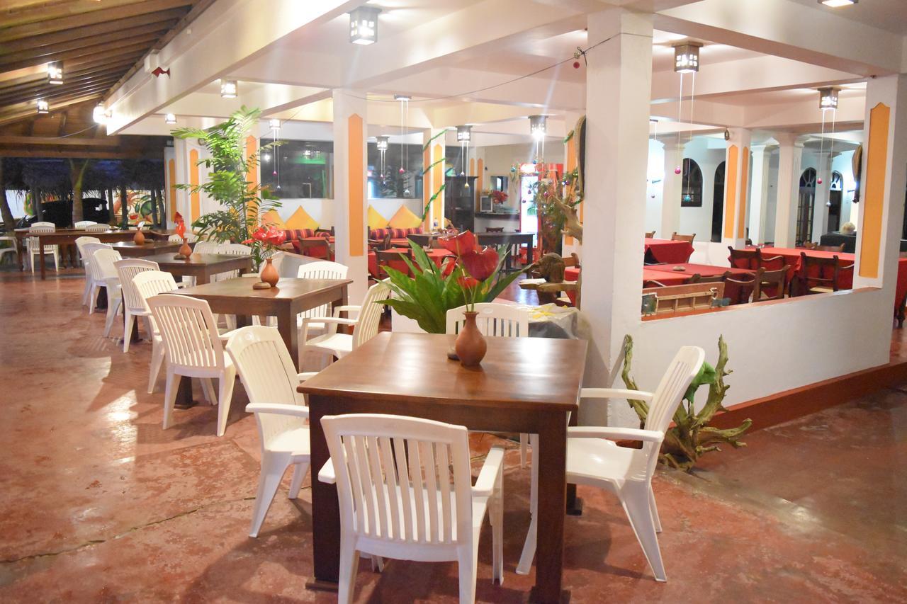Royal Beach Hotel & Restaurant Hikkaduwa Eksteriør billede